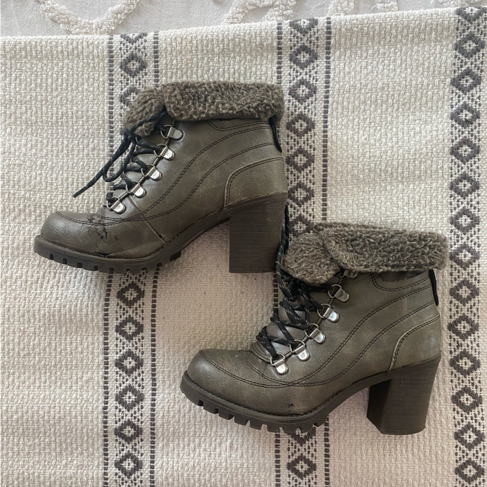 Winter Booties - Picture 10 of 12